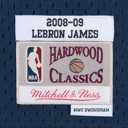 Mitchell & Ness Swingman Jersey – Cleveland Cavaliers LeBron James #23 (2008-09 Hardwood Classics, Navy)