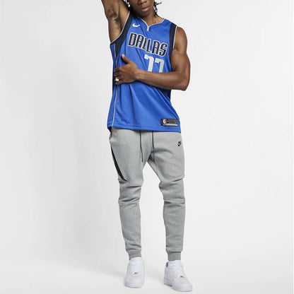 Nike NBA Luka Dončič Dallas Mavericks SW Fan Edition Swingman Jersey #77 – Blue (864469-487)