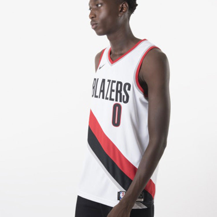 Nike NBA Swingman Jersey – Portland Trail Blazers | Damian Lillard #0 | 864445-100 | White
