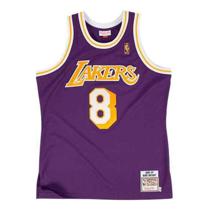 Mitchell & Ness Kobe Bryant Authentic Jersey – Los Angeles Lakers 1996/97 #8 (7226A-329)